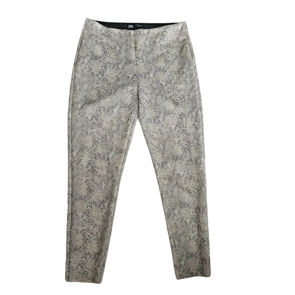 Zara Pull On Snake Print Pants with Elastic‎ Waist Sz Large Mobwife